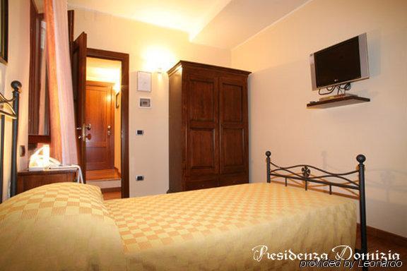 Residenza Domizia Hotel Rome Room photo