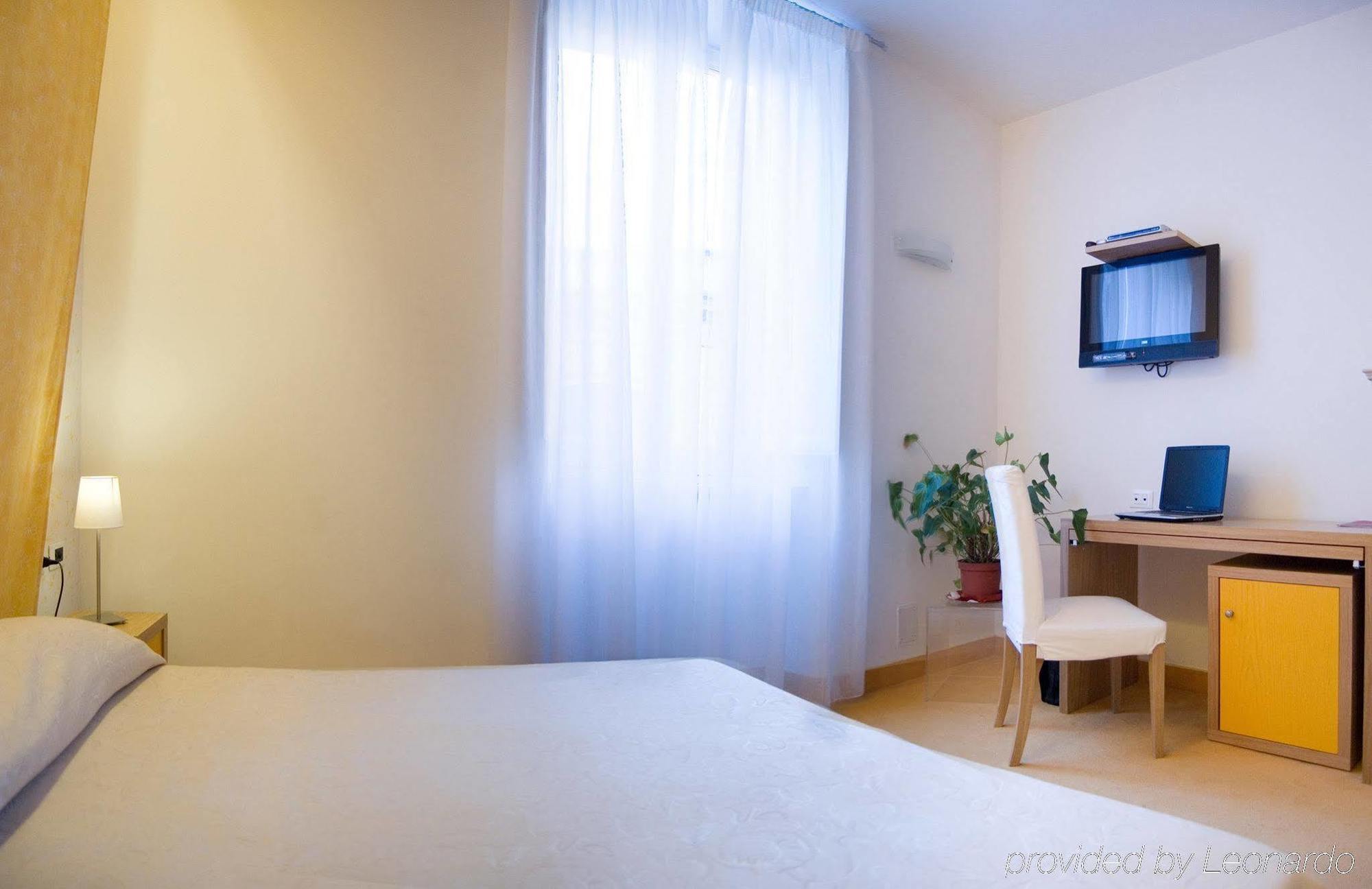 Residenza Domizia Hotel Rome Room photo